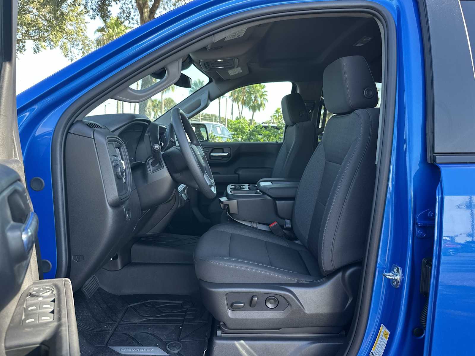 Thumbnail: 2026 Chevrolet Silverado 1500 - 2