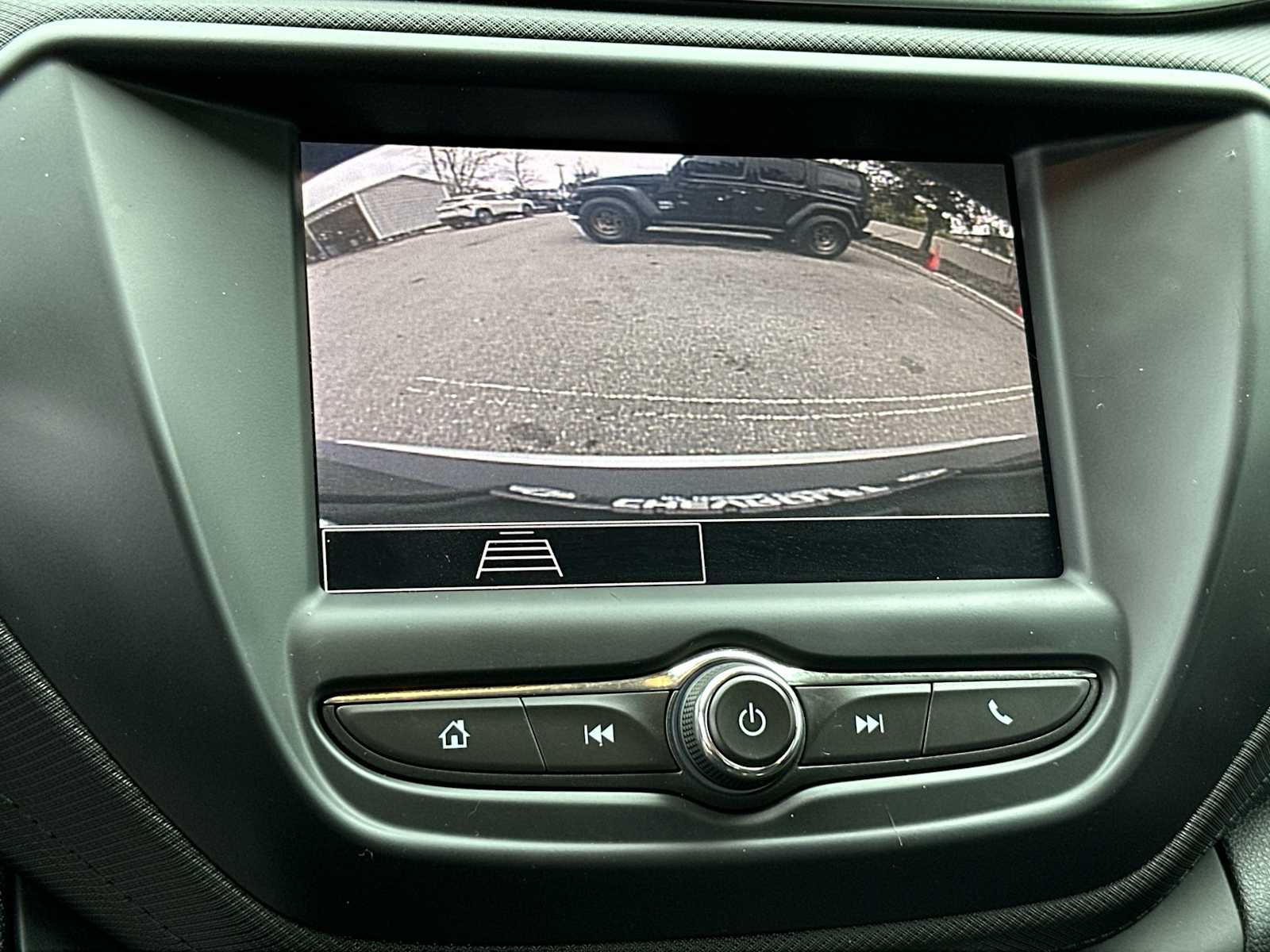 Thumbnail: 2022 Chevrolet TrailBlazer - 22