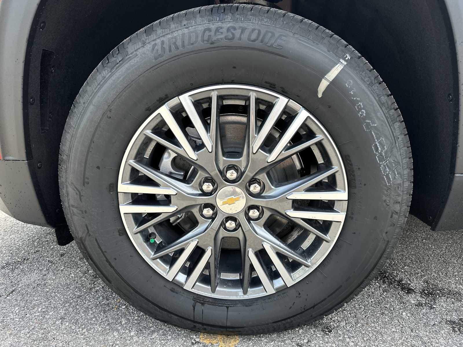 Thumbnail: 2026 Chevrolet Traverse - 12