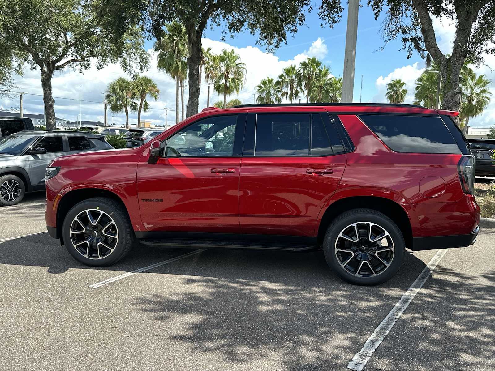 Thumbnail: 2025 Chevrolet Tahoe - 3