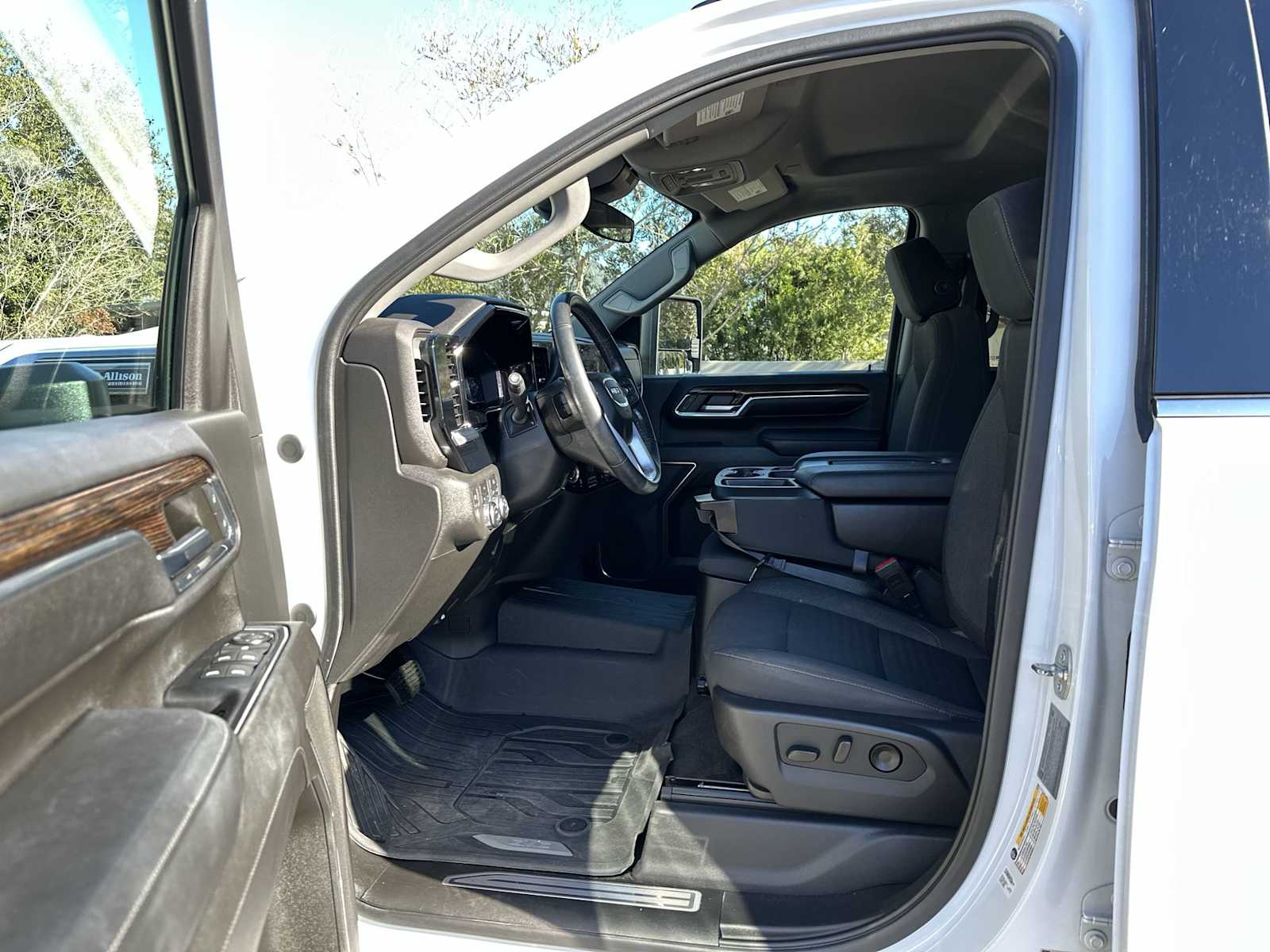 Thumbnail: 2024 GMC Sierra 2500 - 2