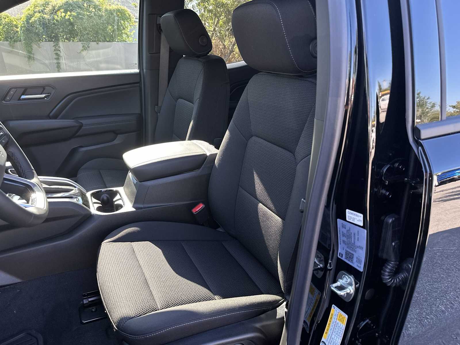 Thumbnail: 2026 Chevrolet Colorado - 15