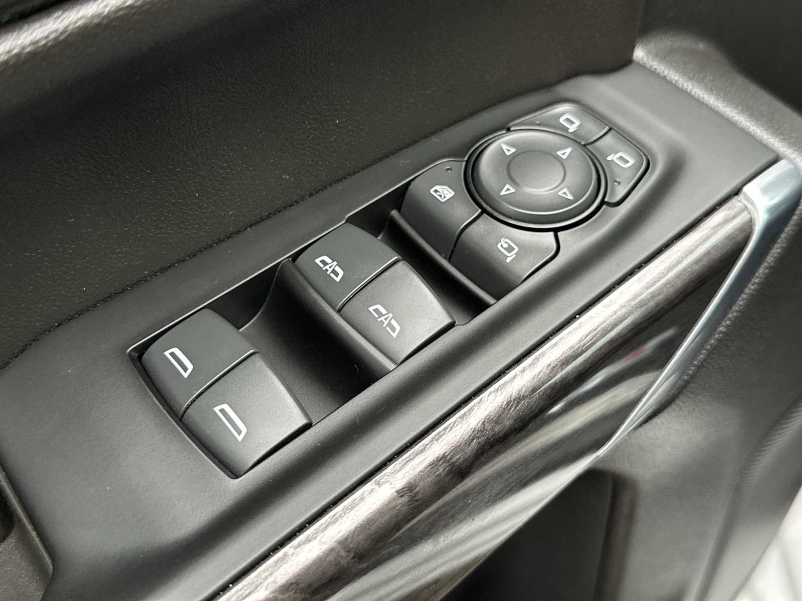 Thumbnail: 2021 Chevrolet Silverado 1500 - 29