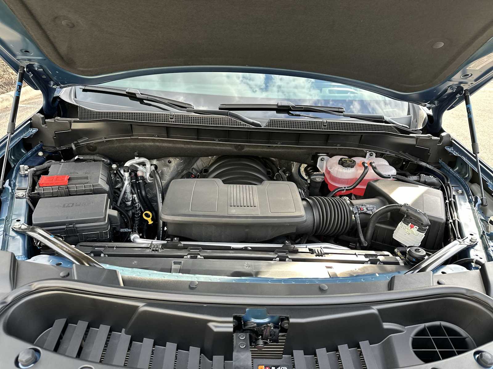 Thumbnail: 2026 Chevrolet Tahoe - 13