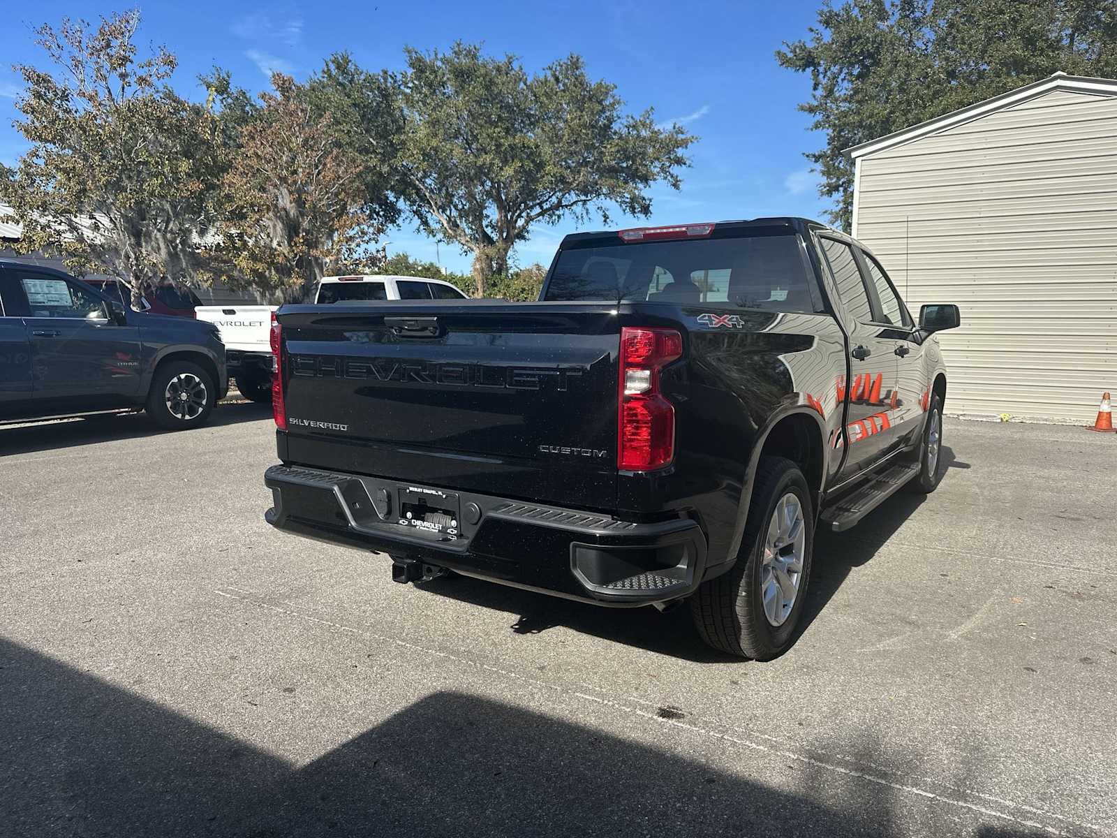 Thumbnail: 2026 Chevrolet Silverado 1500 - 6