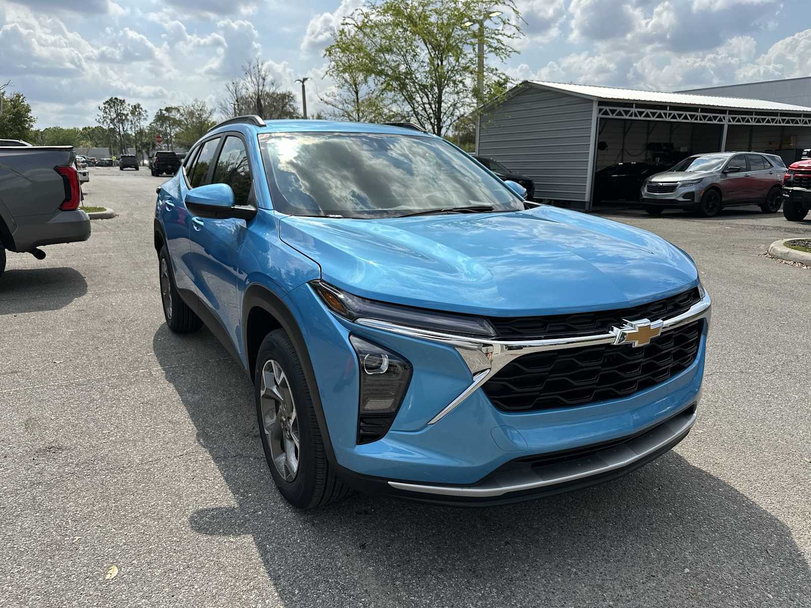 Thumbnail: 2026 Chevrolet Trax - 8