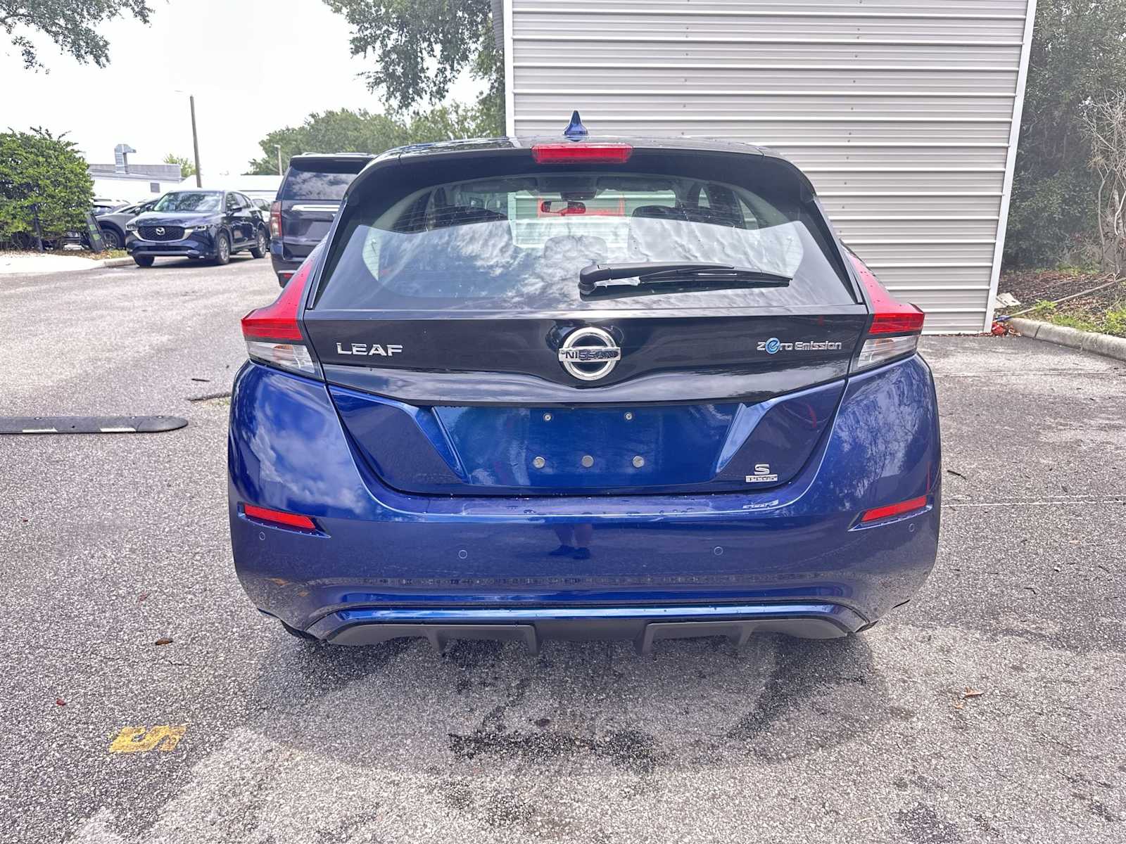 Thumbnail: 2021 Nissan Leaf - 5