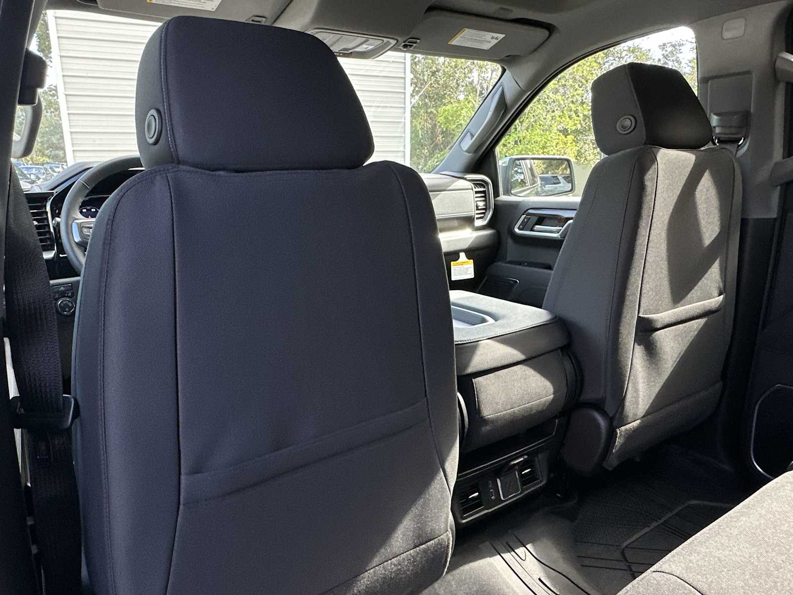 Thumbnail: 2026 Chevrolet Silverado 1500 - 16