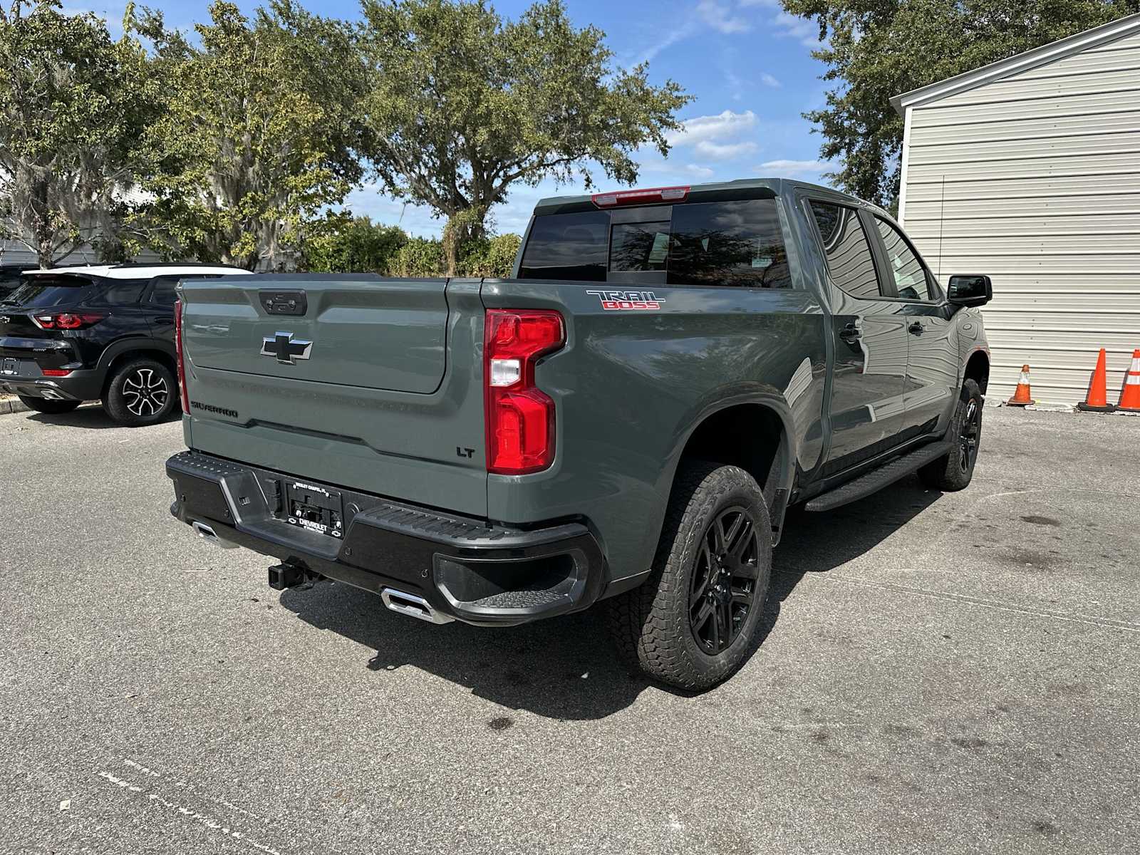 Thumbnail: 2026 Chevrolet Silverado 1500 - 6