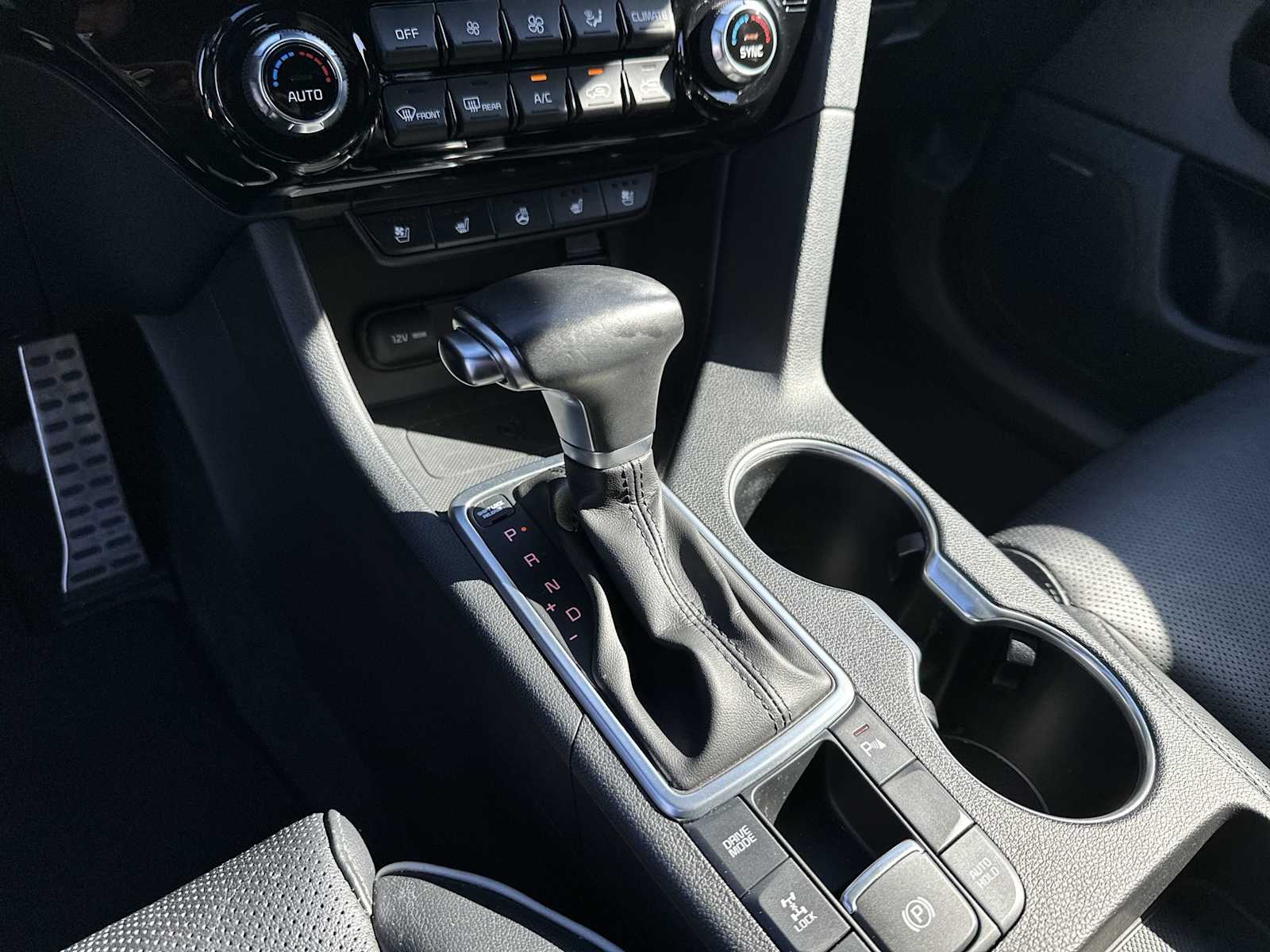 Thumbnail: 2022 Kia Sportage - 23