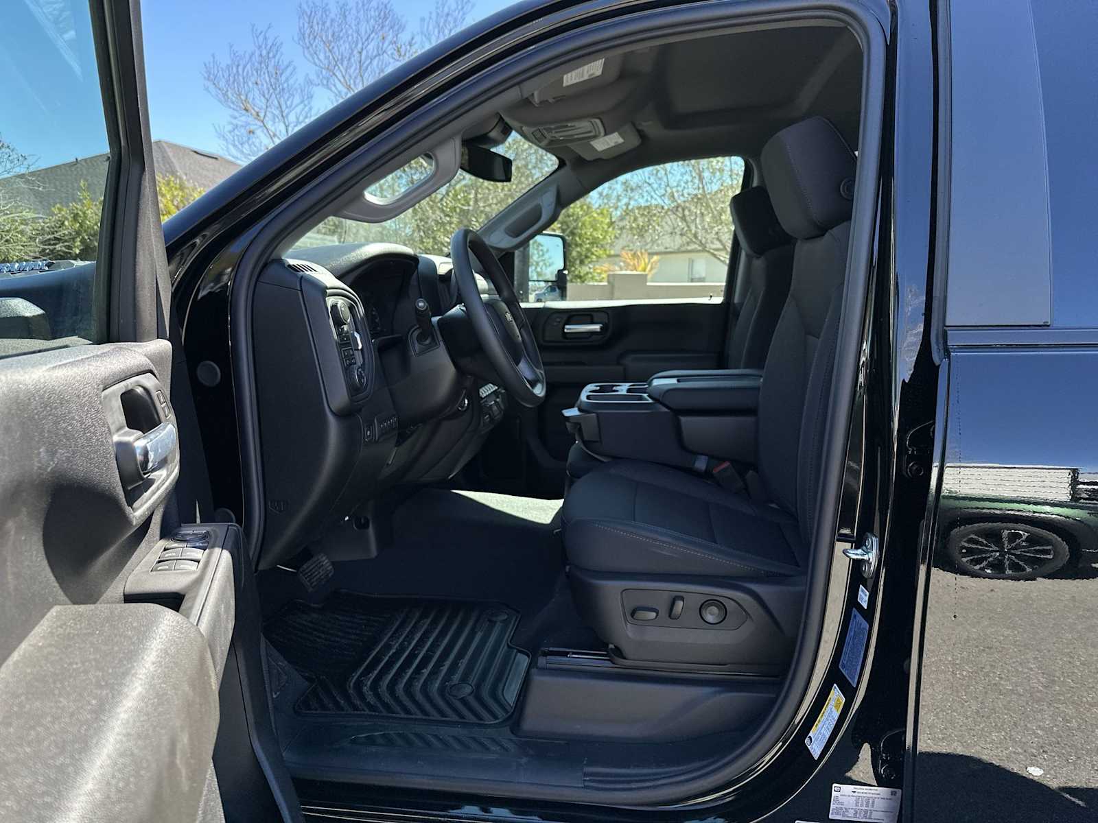 Thumbnail: 2026 Chevrolet Silverado 2500 - 2
