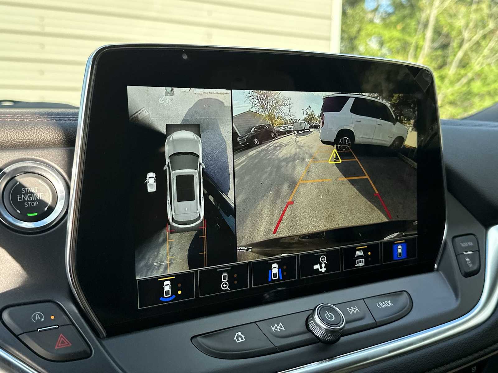 Thumbnail: 2025 Chevrolet Blazer - 23