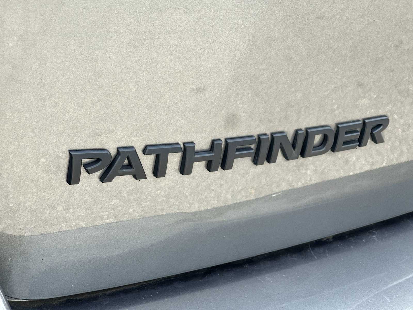 Thumbnail: 2020 Nissan Pathfinder - 11