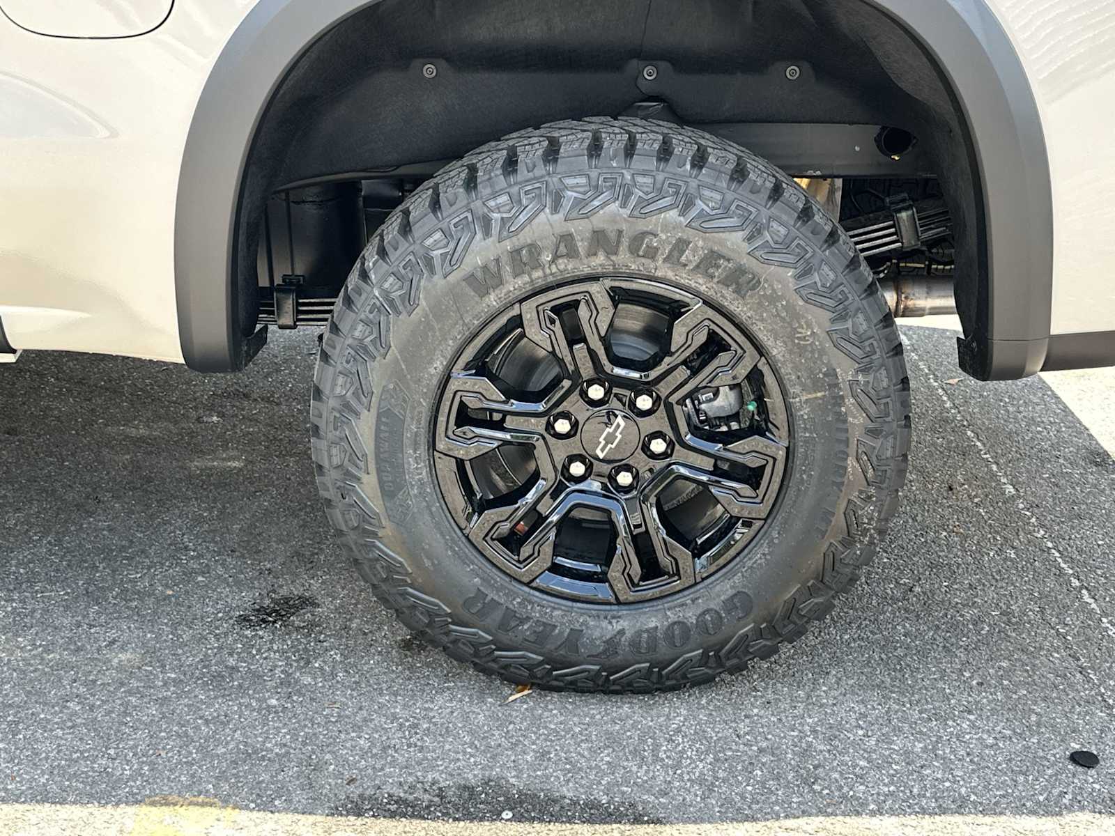 Thumbnail: 2026 Chevrolet Silverado 1500 - 12
