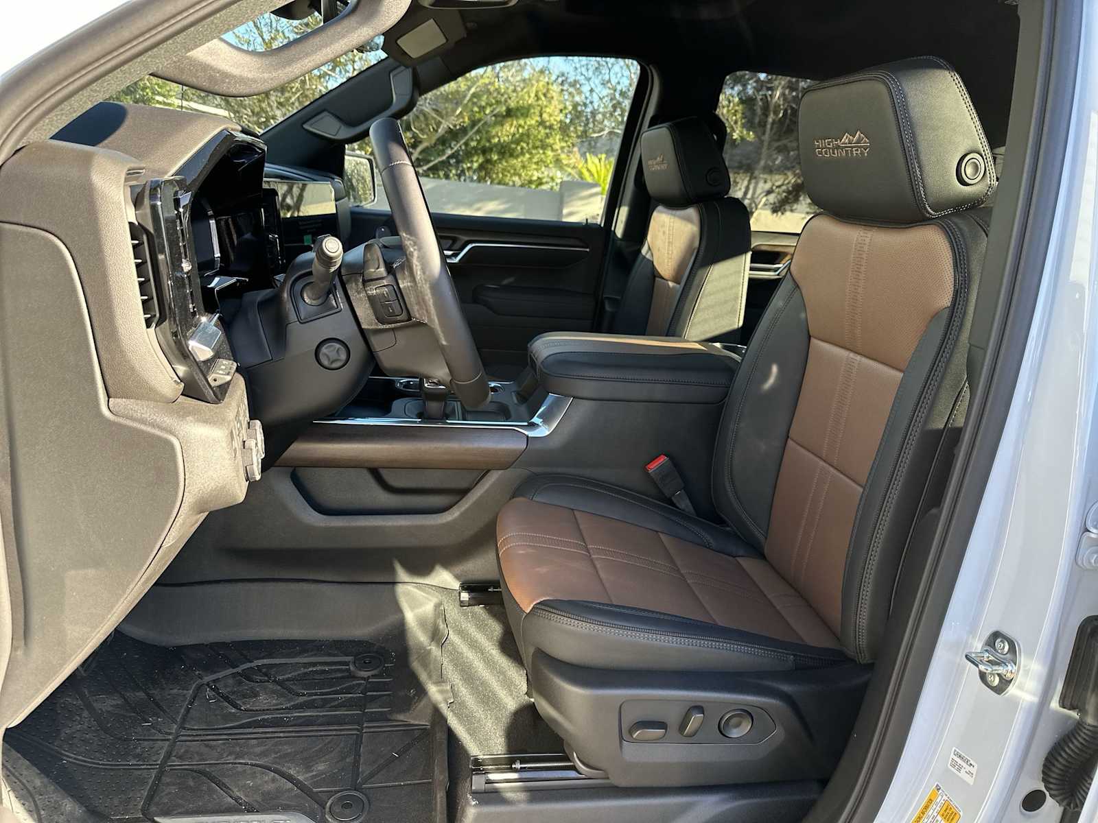 Thumbnail: 2026 Chevrolet Silverado 1500 - 15