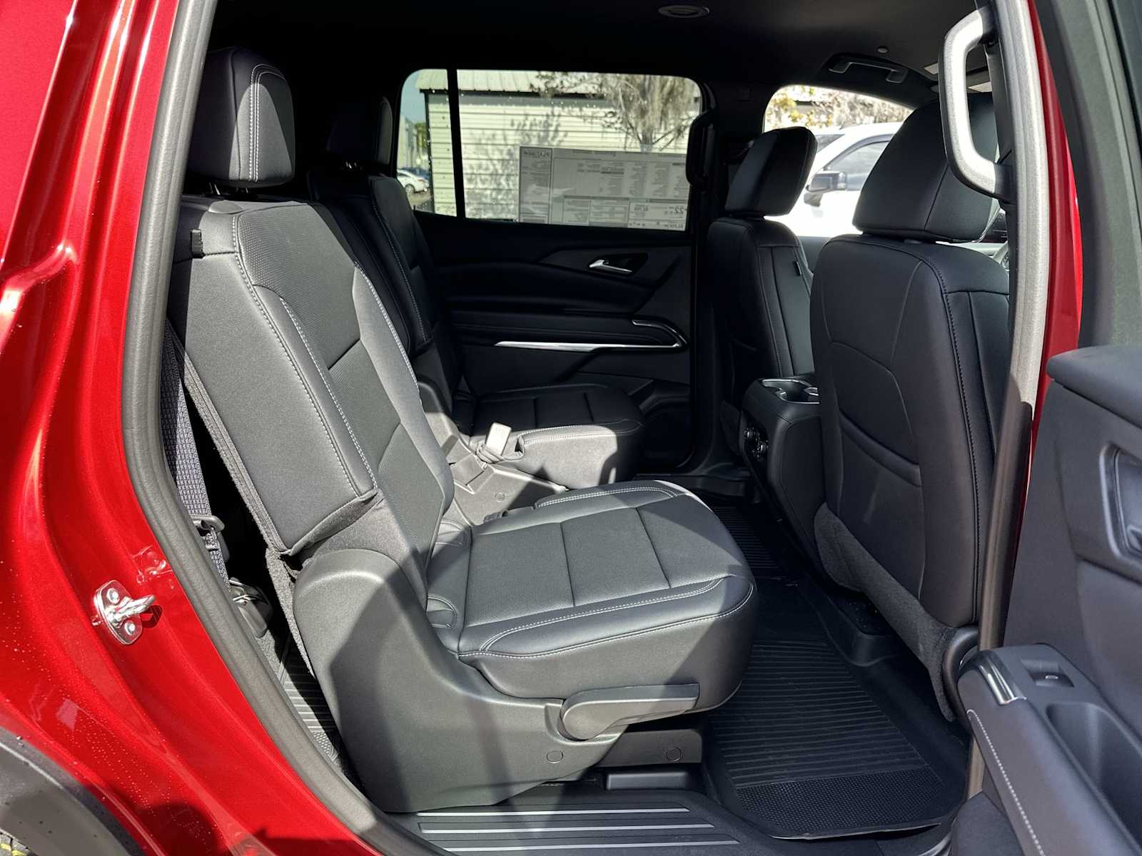 Thumbnail: 2026 Chevrolet Traverse - 18