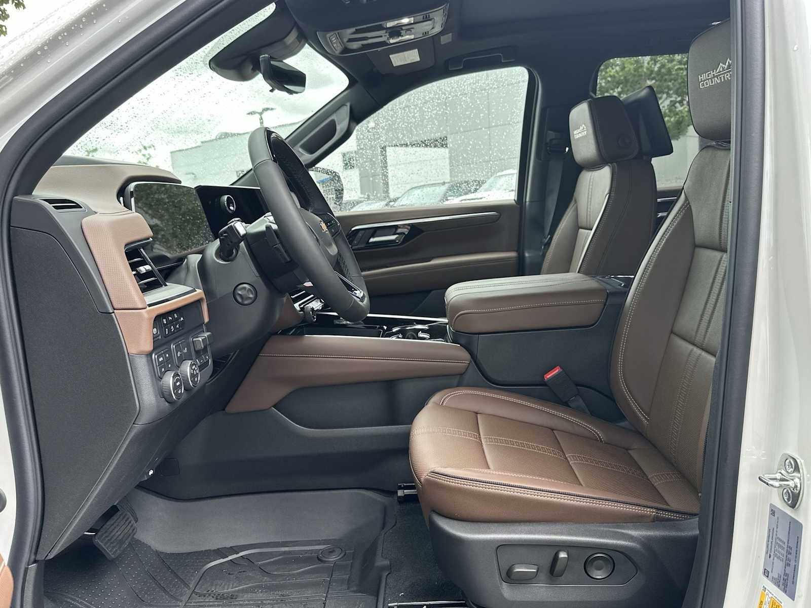 Thumbnail: 2025 Chevrolet Suburban - 2