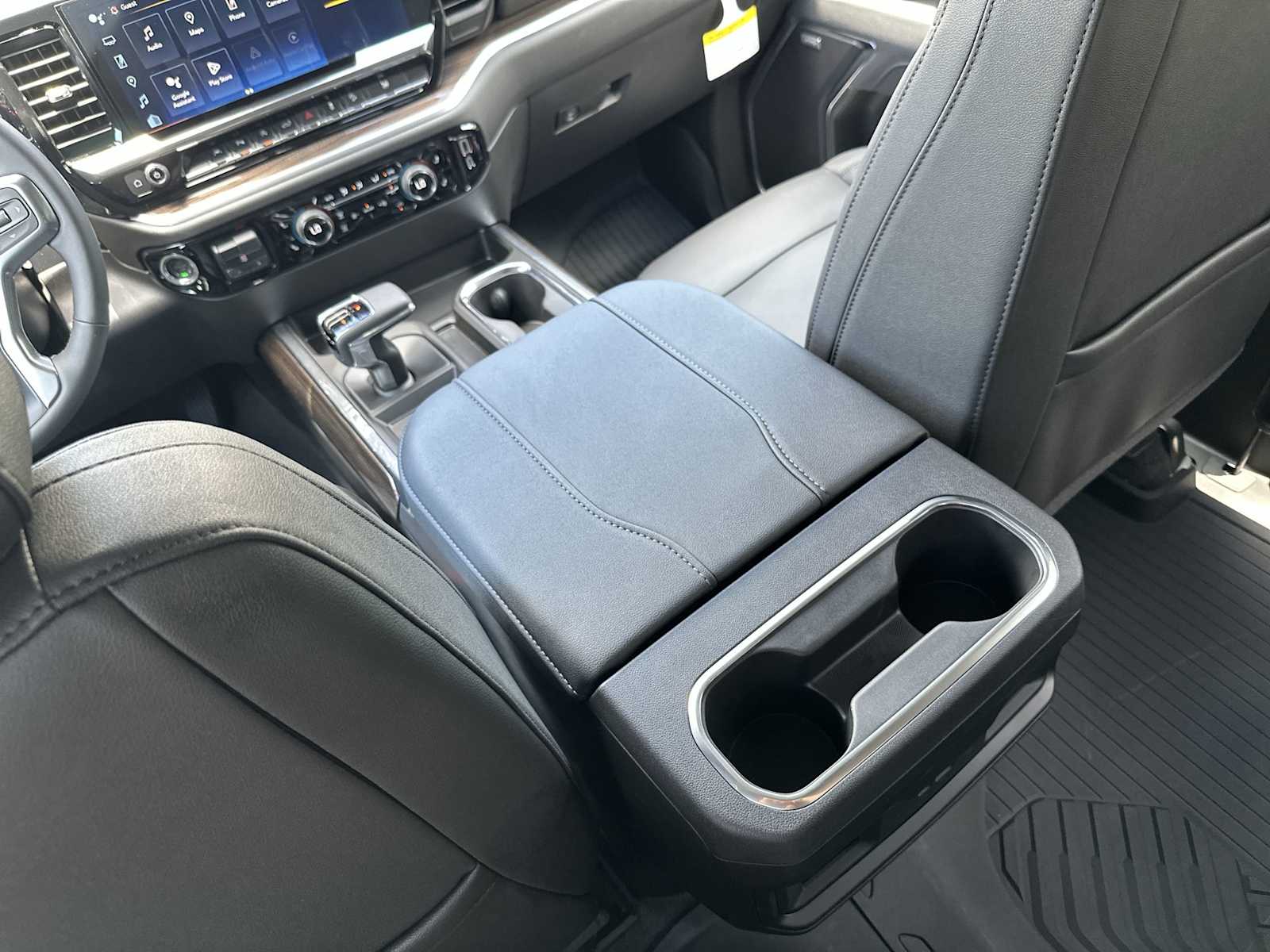 Thumbnail: 2026 Chevrolet Silverado 1500 - 21