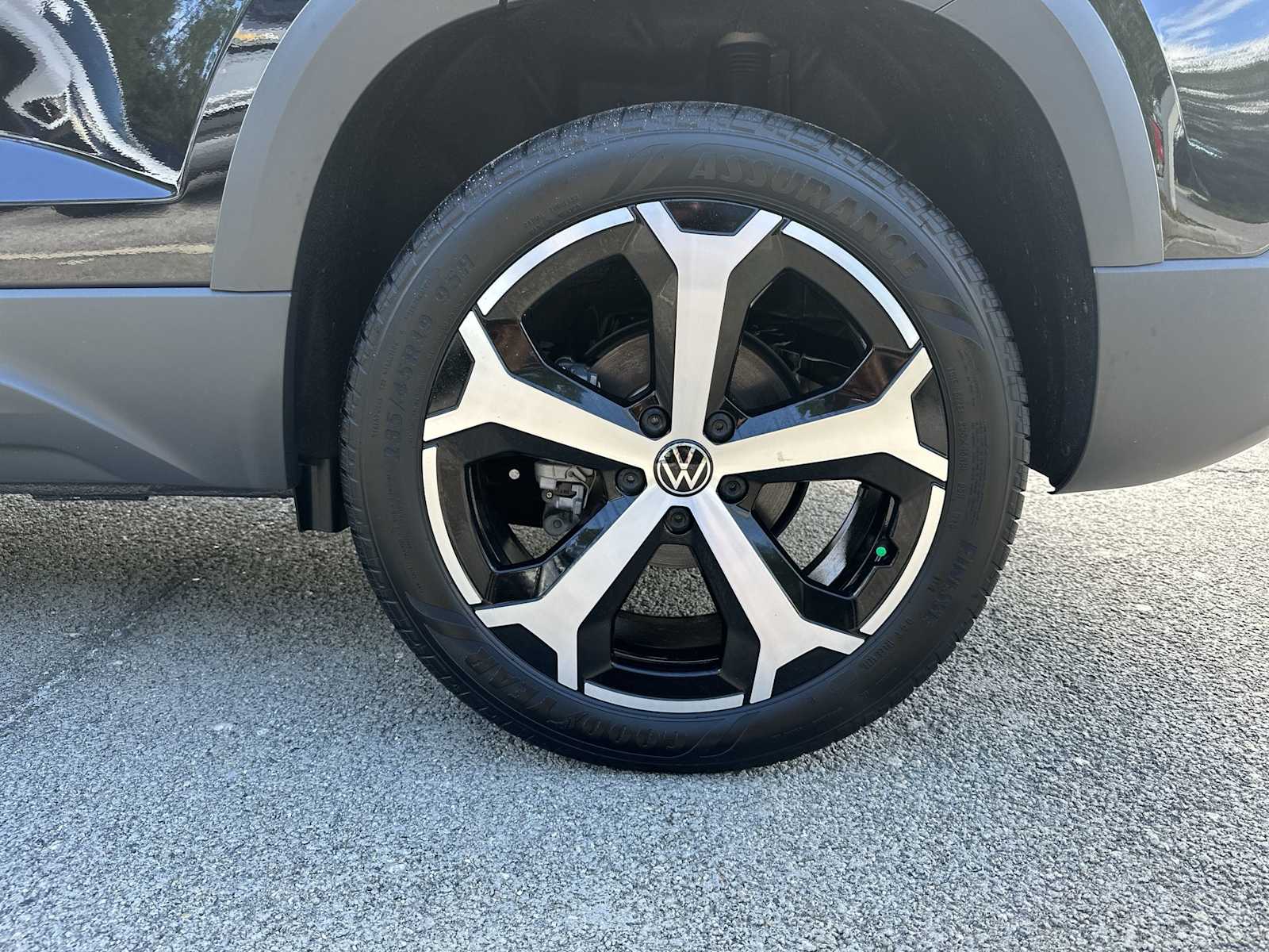 Thumbnail: 2025 Volkswagen Taos - 12