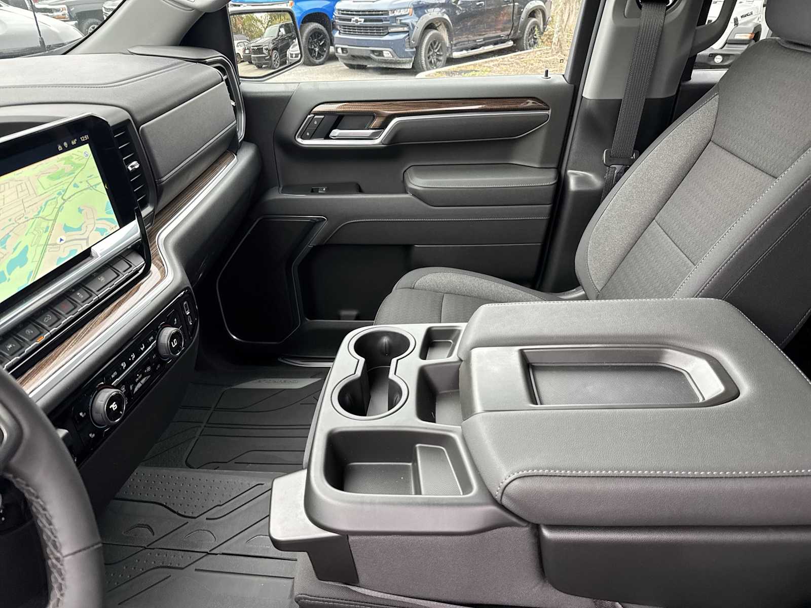 2025 Chevrolet Silverado 1500 LT 11