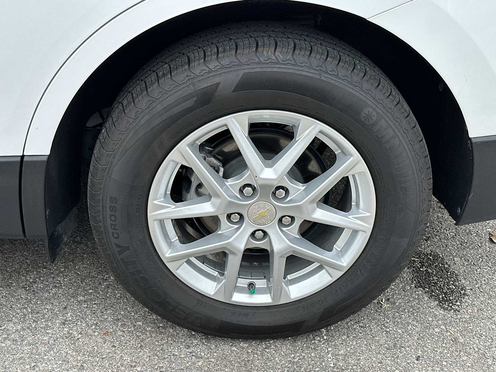 Thumbnail: 2023 Chevrolet Equinox - 12