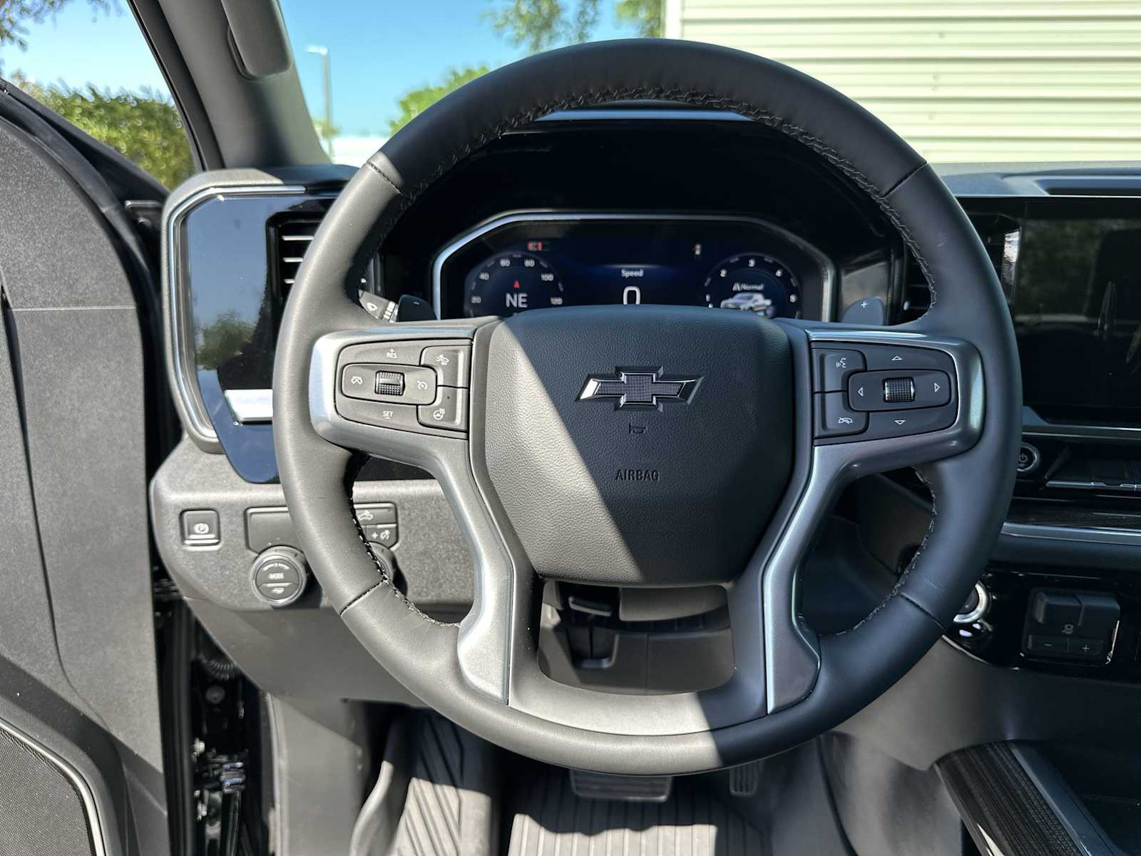 Thumbnail: 2026 Chevrolet Silverado 1500 - 20