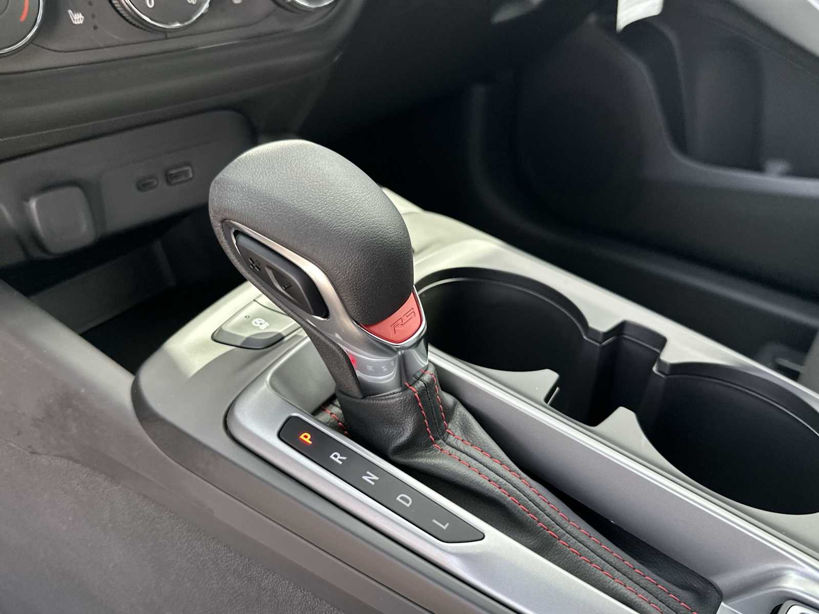2025 Chevrolet Trax RS 17