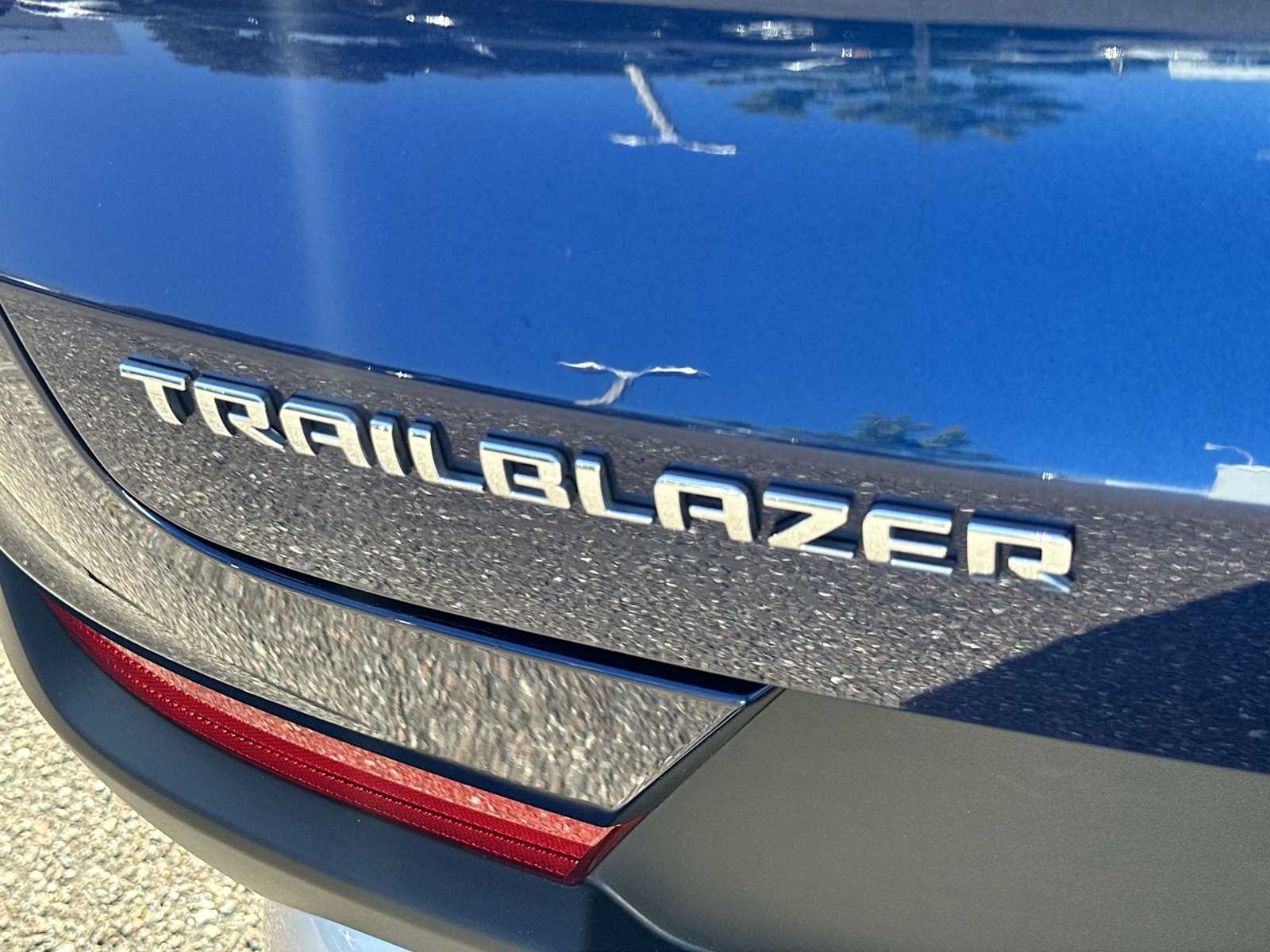 Thumbnail: 2023 Chevrolet TrailBlazer - 11