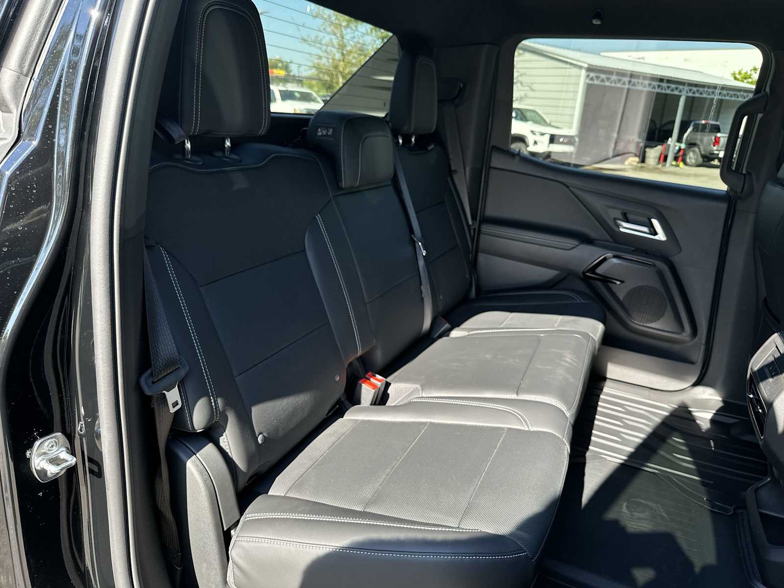 Thumbnail: 2026 Chevrolet Silverado EV - 18