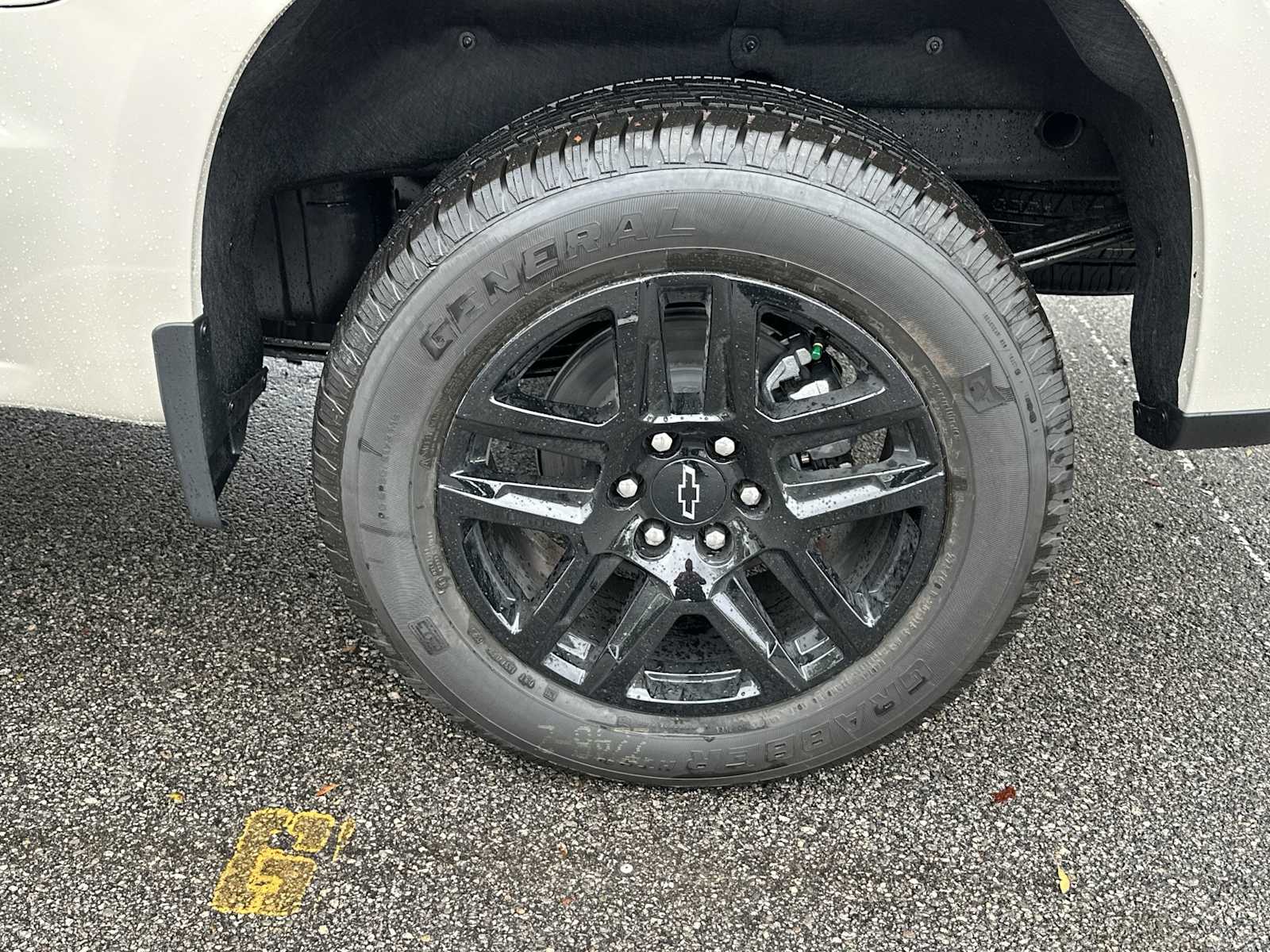 Thumbnail: 2026 Chevrolet Silverado 1500 - 12