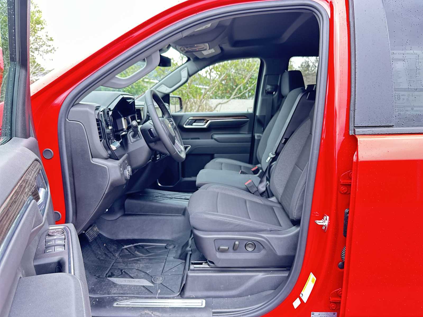 Thumbnail: 2026 Chevrolet Silverado 1500 - 2
