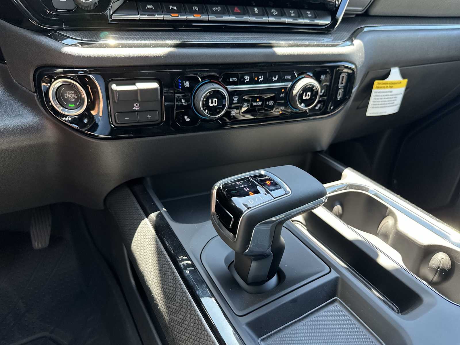 Thumbnail: 2026 Chevrolet Silverado 1500 - 24