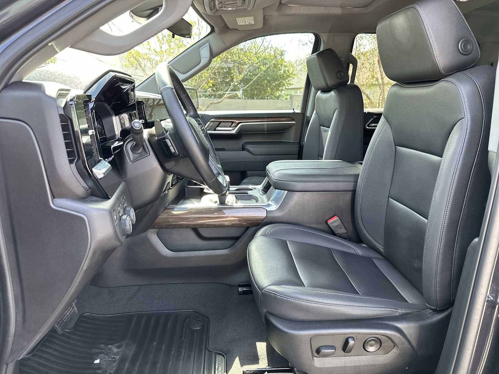 Thumbnail: 2023 Chevrolet Silverado 1500 - 15