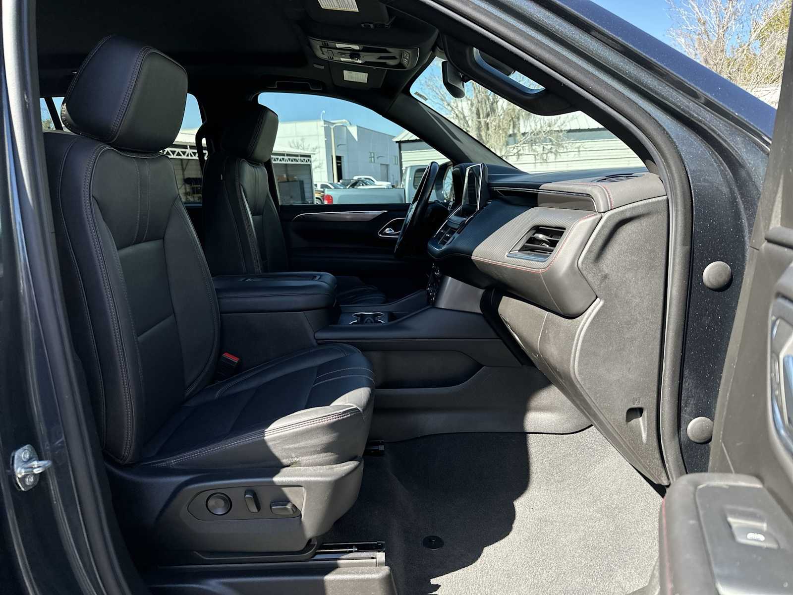 Thumbnail: 2021 Chevrolet Tahoe - 36