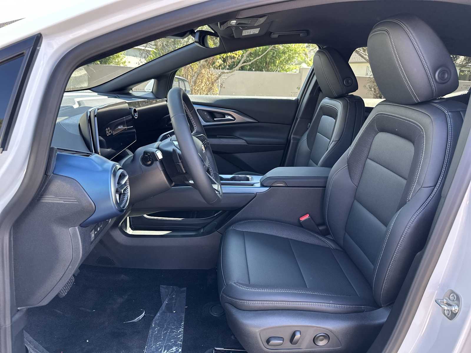 Thumbnail: 2026 Chevrolet Equinox - 15