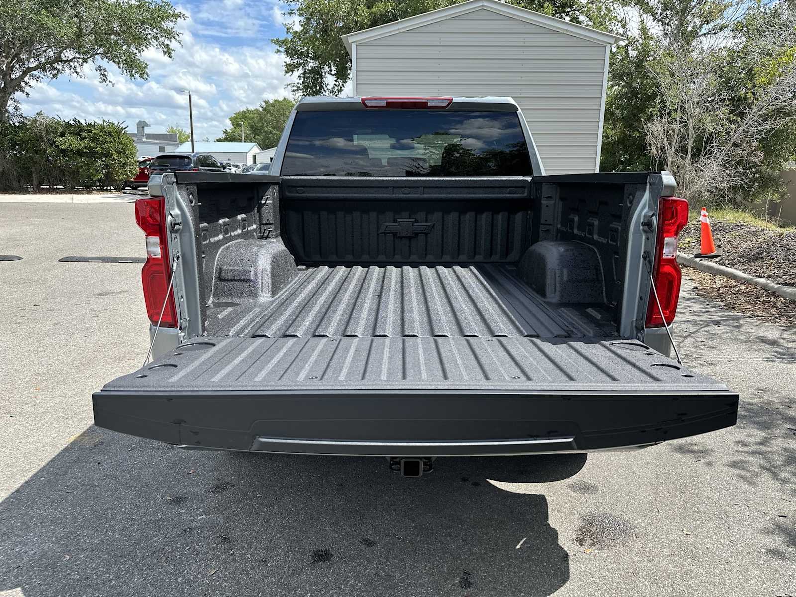 Thumbnail: 2026 Chevrolet Silverado 1500 - 25