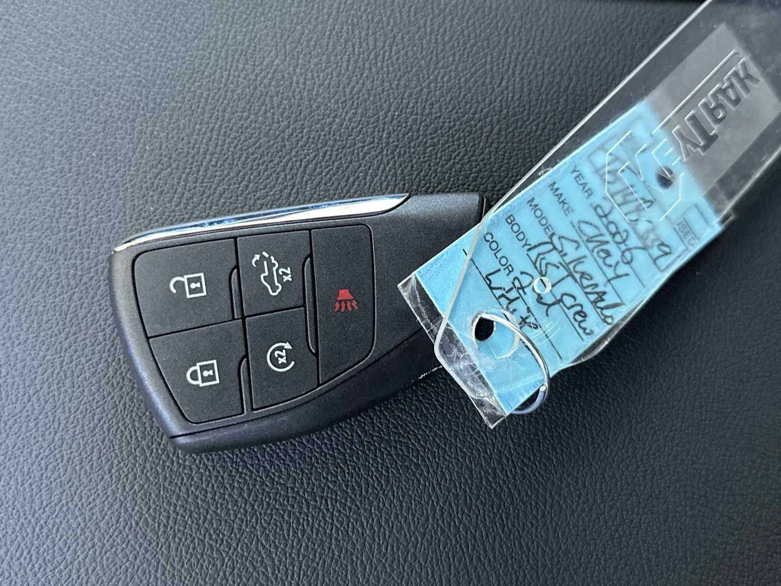 Thumbnail: 2026 Chevrolet Silverado 1500 - 26