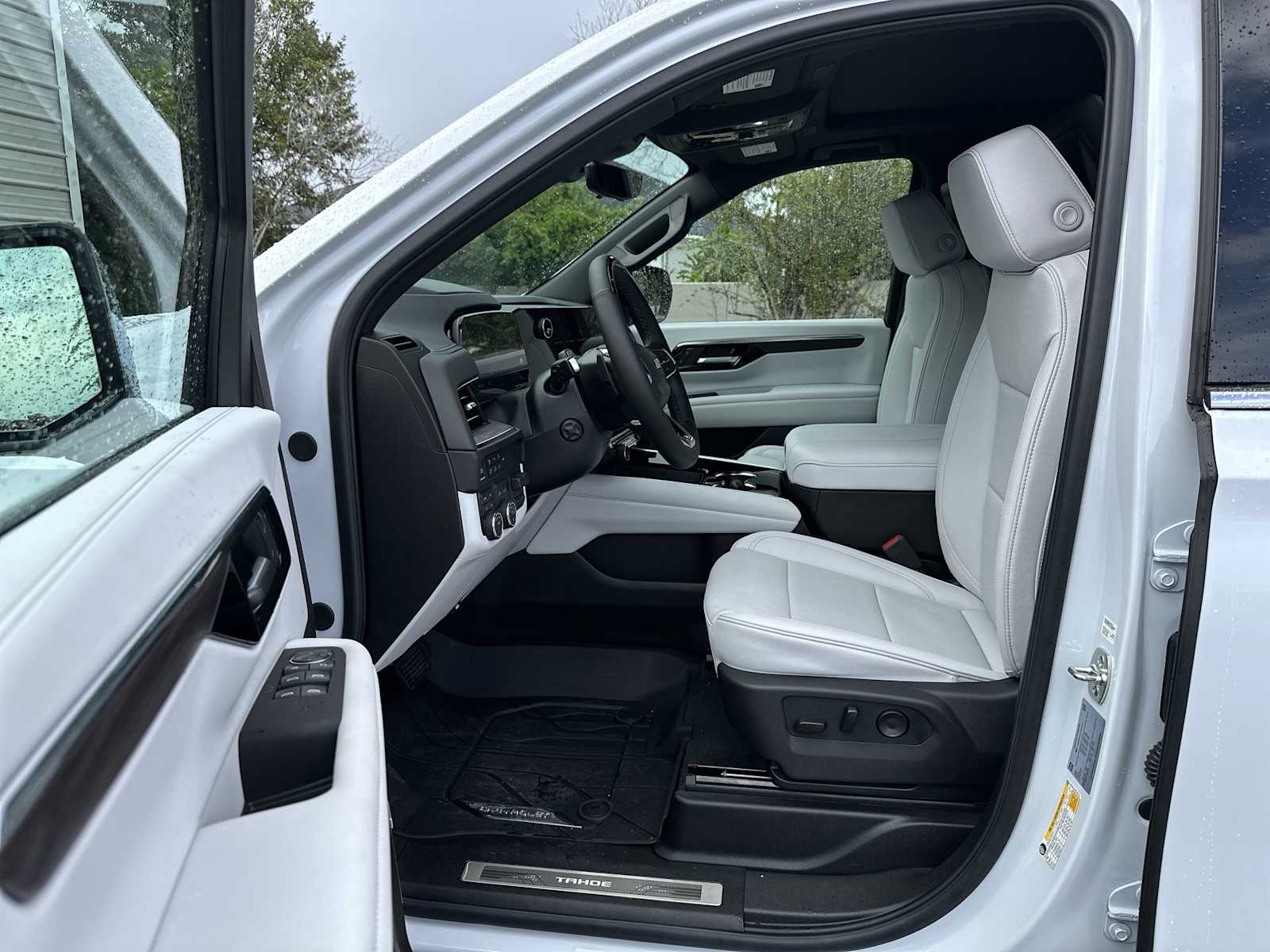 Thumbnail: 2026 Chevrolet Tahoe - 2