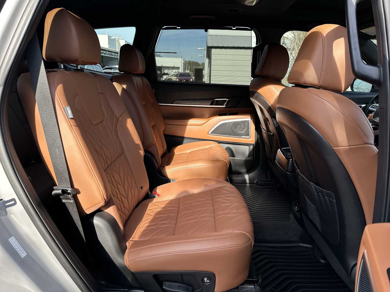 Thumbnail: 2025 Kia Telluride - 18