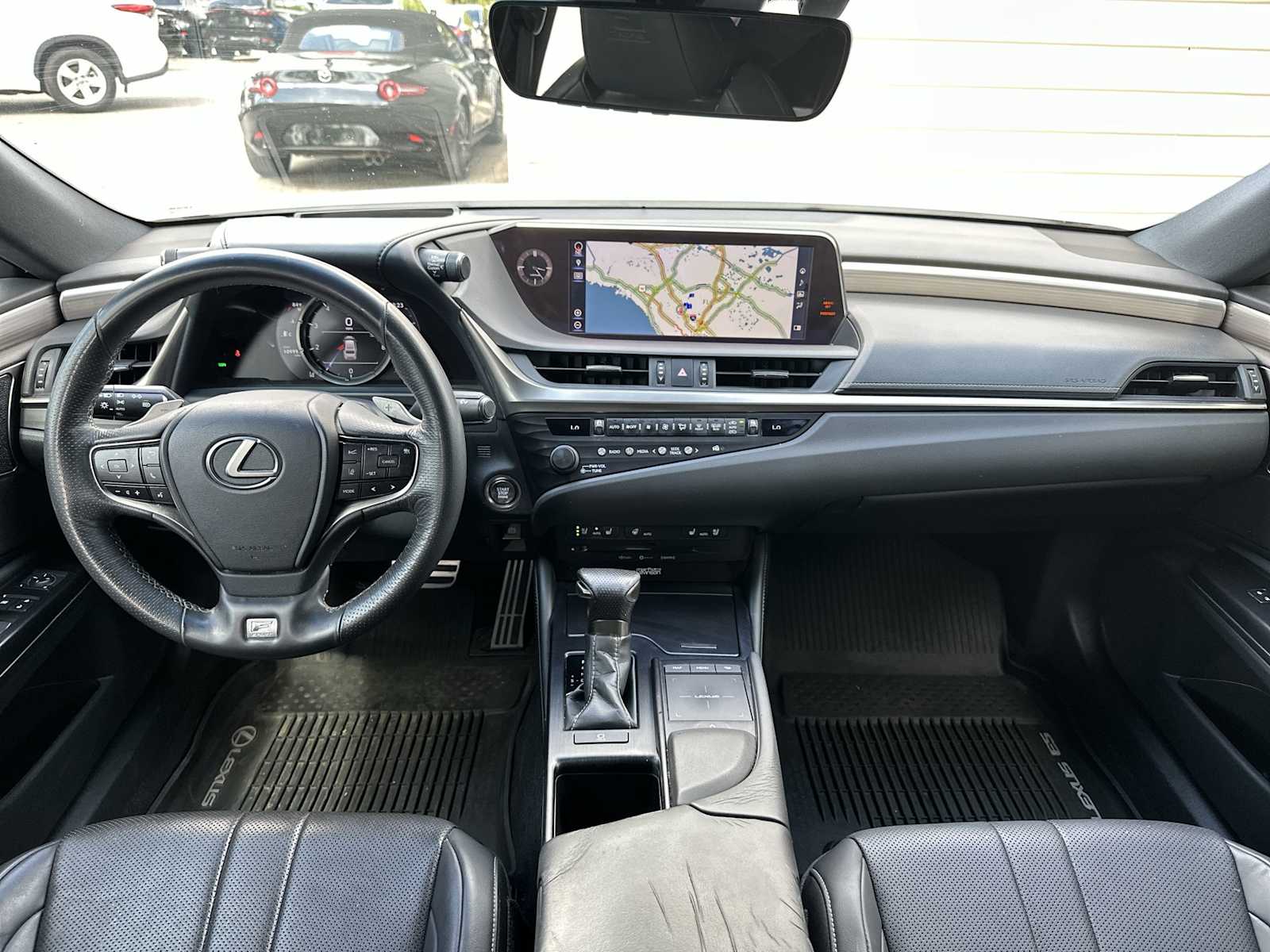 Thumbnail: 2019 Lexus ES - 14
