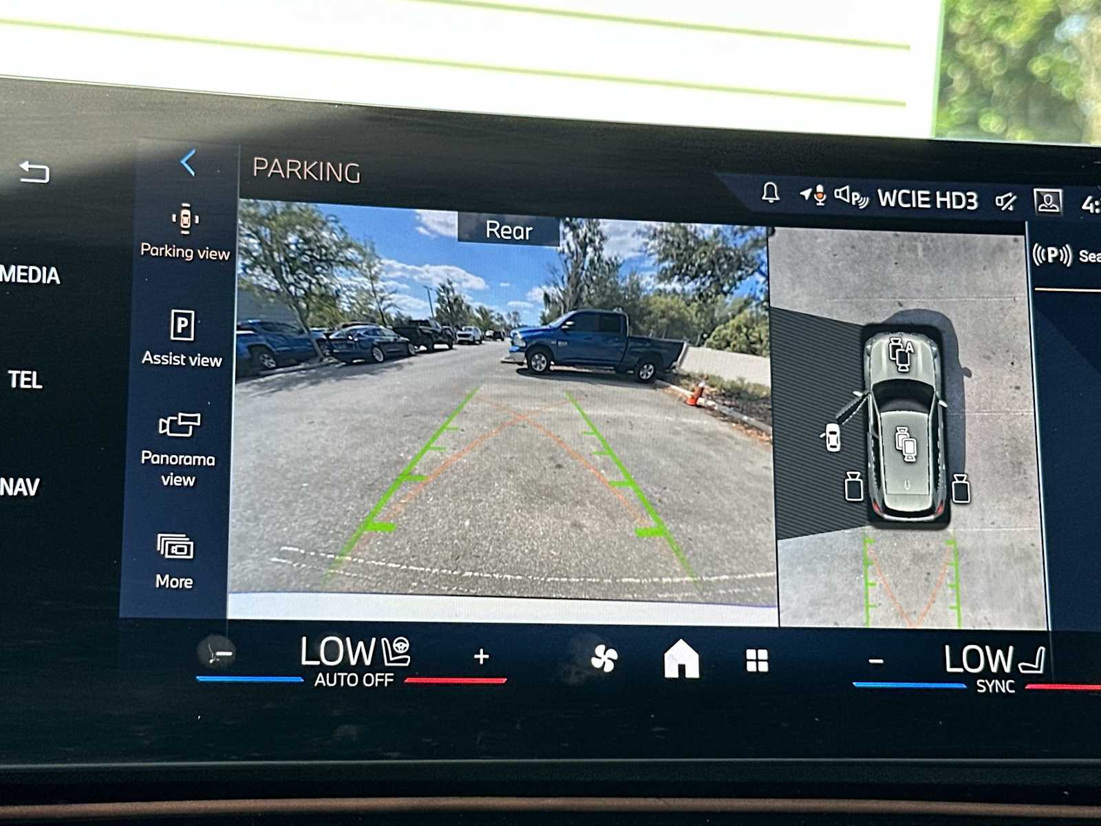 Thumbnail: 2024 BMW X1 - 22