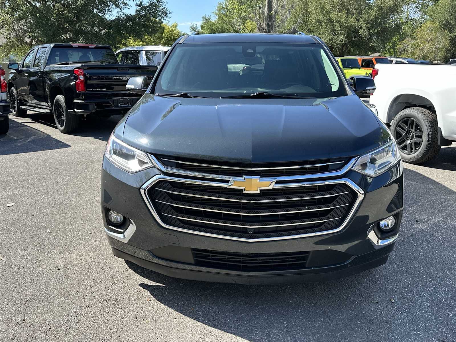 Thumbnail: 2020 Chevrolet Traverse - 9
