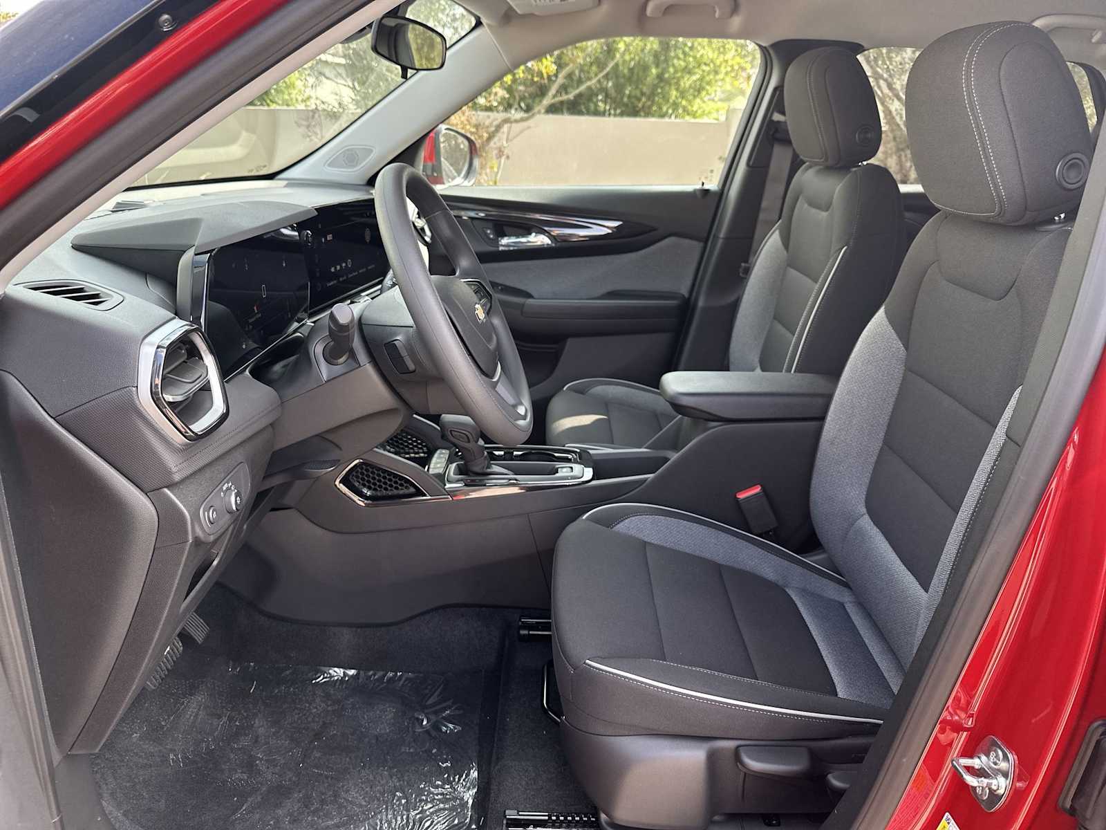 Thumbnail: 2026 Chevrolet TrailBlazer - 15