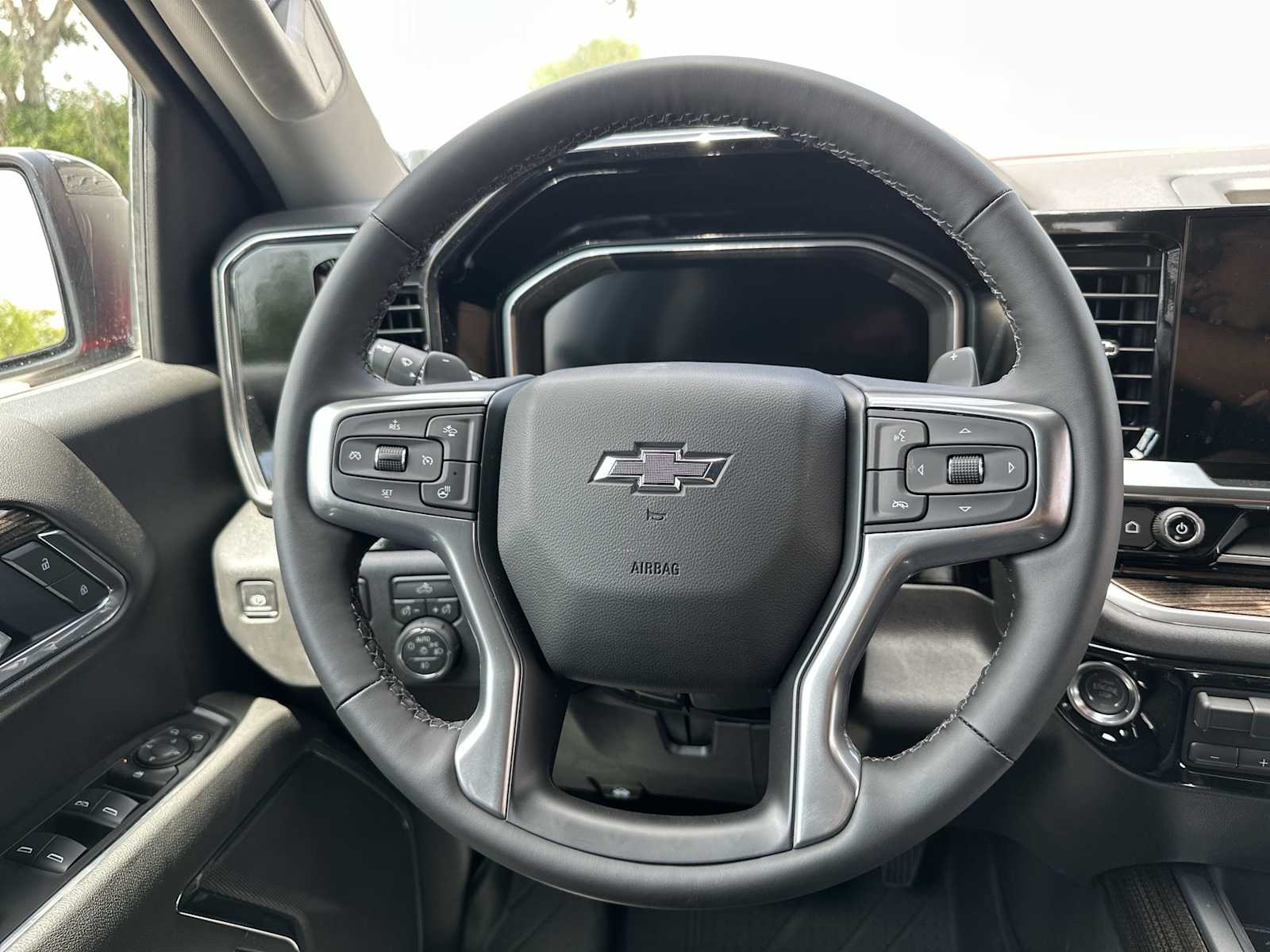 Thumbnail: 2026 Chevrolet Silverado 1500 - 20