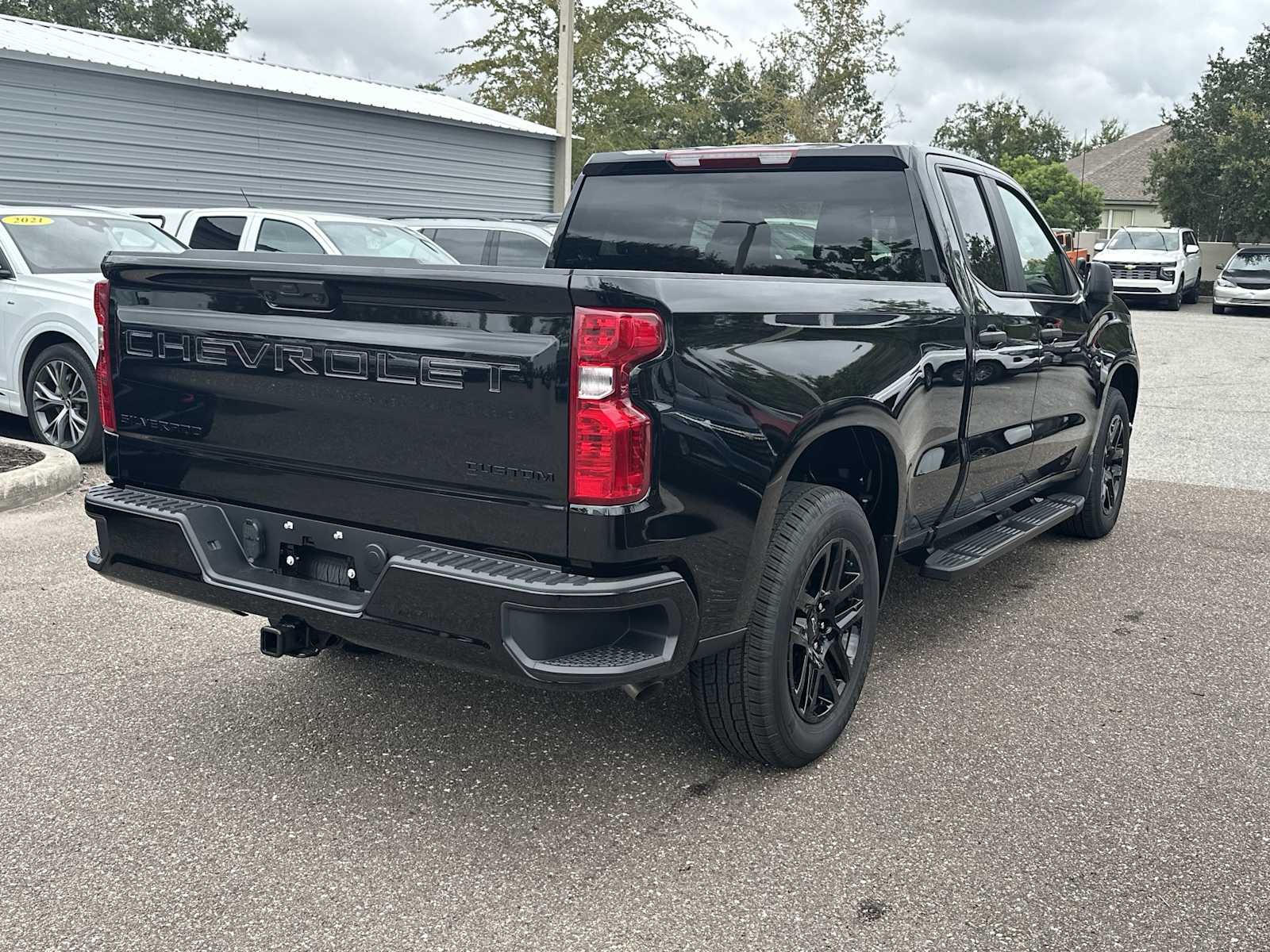 Thumbnail: 2026 Chevrolet Silverado 1500 - 6