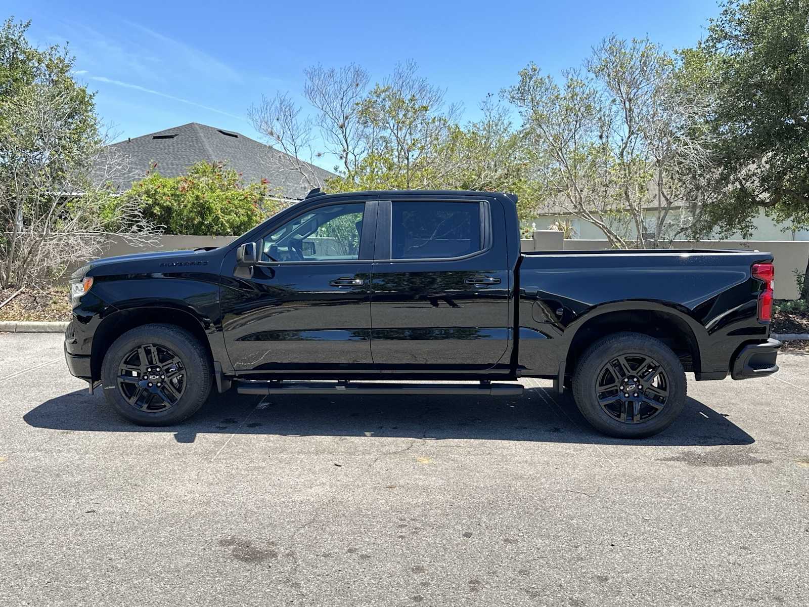 Thumbnail: 2026 Chevrolet Silverado 1500 - 3
