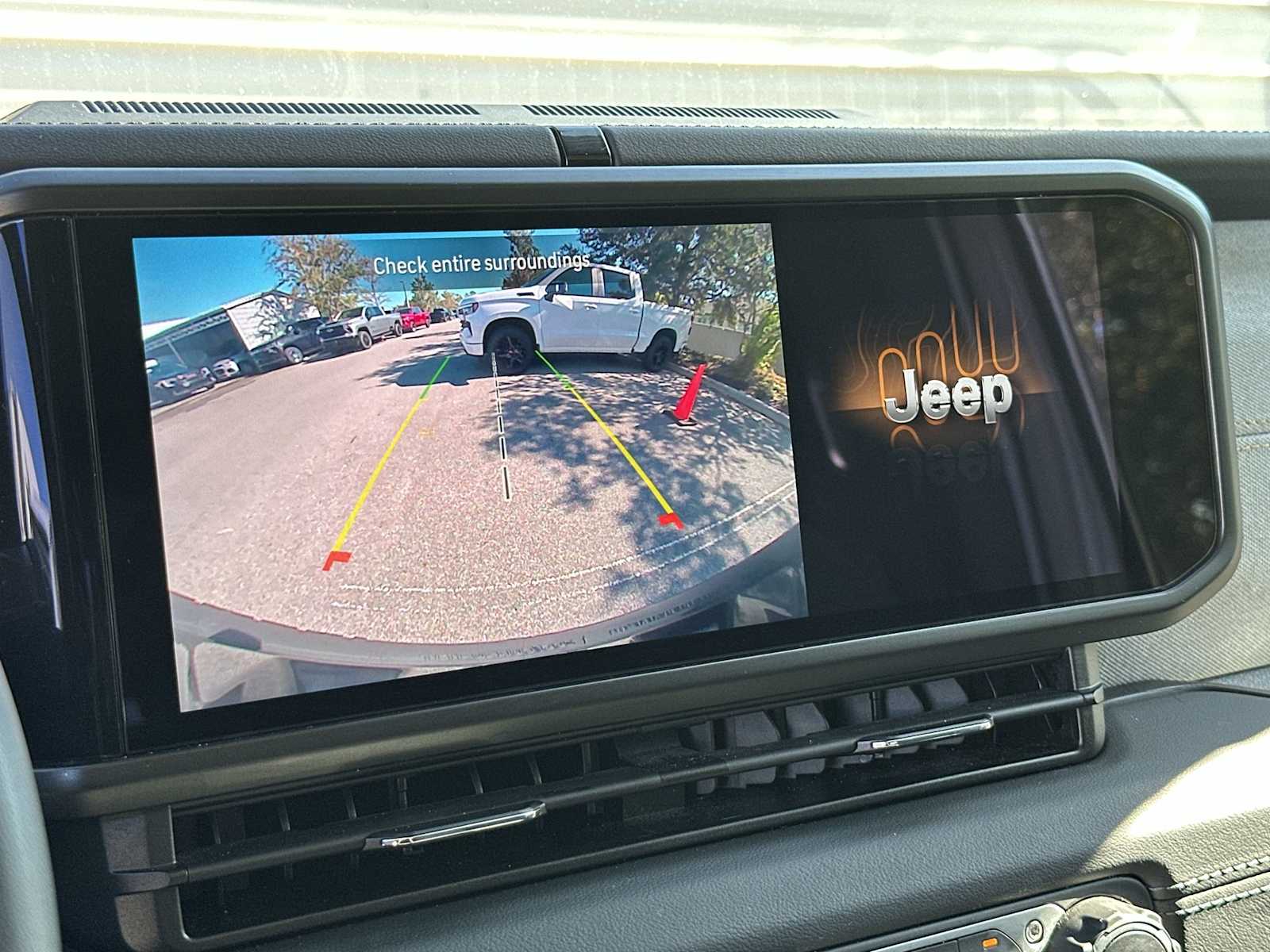 Thumbnail: 2024 Jeep Wrangler - 23