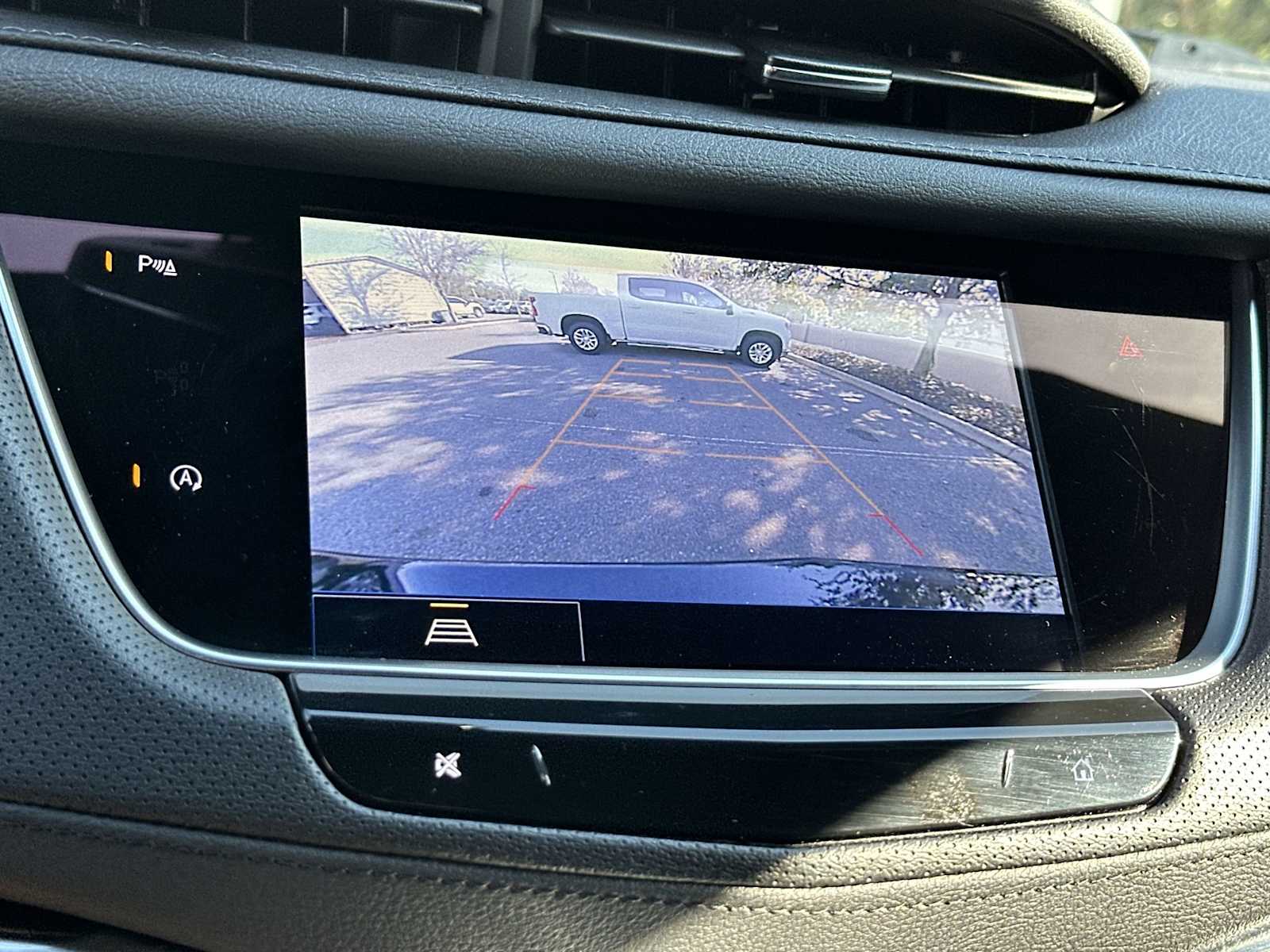 Thumbnail: 2025 Cadillac XT5 - 23