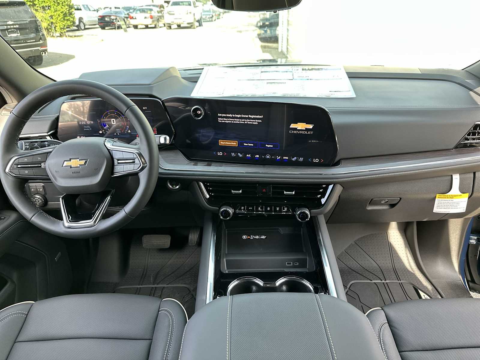 Thumbnail: 2026 Chevrolet Suburban - 14