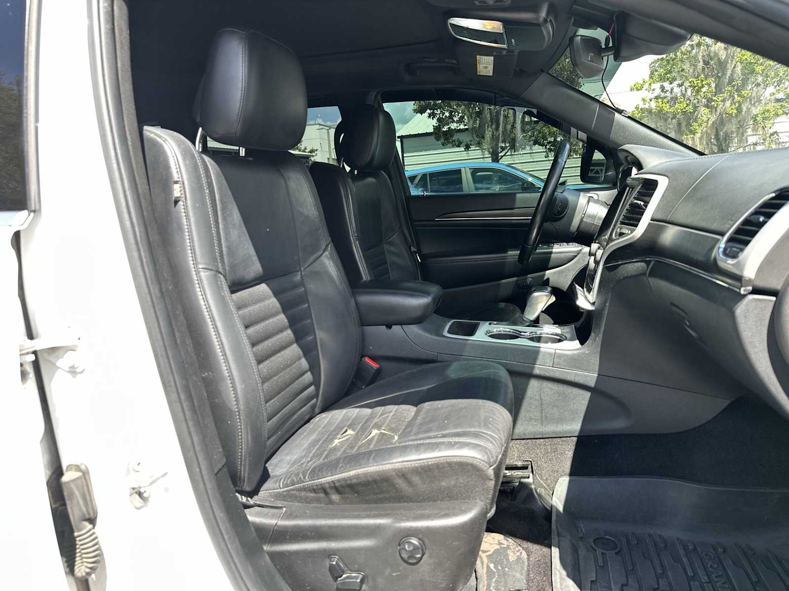 Thumbnail: 2018 Jeep Grand Cherokee - 19